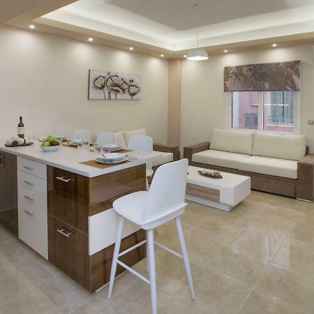 Spacious & Convenient Place Near Acropolis Museum By Ghh Athena Bagian luar foto