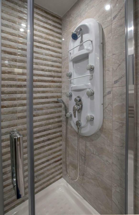 Spacious & Convenient Place Near Acropolis Museum By Ghh Athena Bagian luar foto